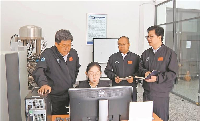 推进创新龙江 建设科技强国 一场持续30年的“熔铸”长跑 记哈尔滨工业大学陈瑞润教授科研团队